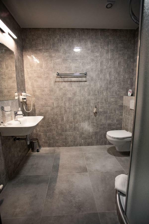 Penzion Polovnik Moldava nad Bodvou Exterior foto